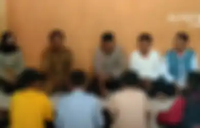 Ajak Jalan hingga Belikan Barang, Oknum Guru Laki-laki Lecehkan Belasan Siswa SMP di Buton