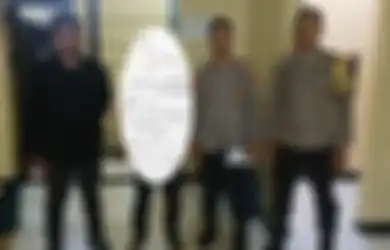 Oknum Guru SMP di Buton Selatan Lecehkan 17 Siswa Laki-laki, Beri Korban Uang Tutup Mulut Rp15 Ribu, Kini Menyerahkan Diri