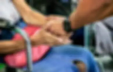 5 Tanggal Lahir yang Paling Dermawan, Gampang Banget Mengutamakan Orang Lain