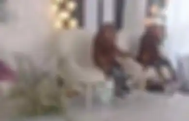 Mewah Bak Pernikahan Manusia, Pesta Perkawinan Sepasang Monyet Pakai Adat Jawa Ini Viral di TikTok