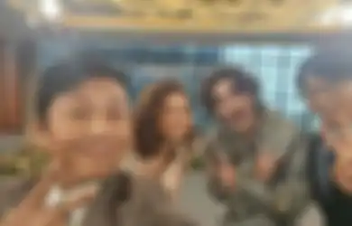 Timothee Chalamet dan Zendaya Fix Jadi Bintang Tamu You Quiz on the Block