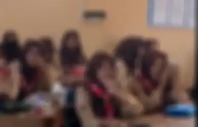 Reaksi Muridnya Bikin Haru, Momen Guru di Purbalingga Bisa Berjalan Kembali Ini Viral di TikTok, Ternyata Berawal dari Mimpi