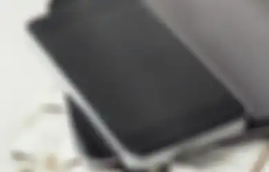 Ponsel Meledak saat Diisi Daya di Dalam Mobil yang Terparkir di Halaman RSD dr Soebandi Jember, Videonya Viral di TikTok