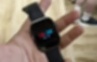 Immersive Tech Rilis Smartwatch Dengan Desain Layar Lengkung