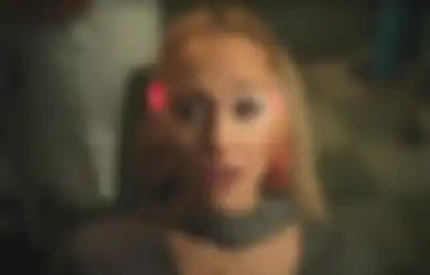 Sering Masuk FYP, Ini Dia Makna Lagu We Can't Be Friends Milik Ariana Grande yang Sedang Viral di TikTok