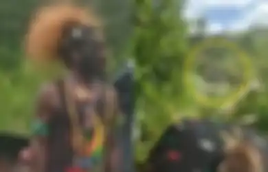 Viral Anggota KKB Papua Tembaki Polisi yang Sedang Patroli Pakai Mobil Pikap, Ngaku-ngaku Pasukan Elit Aibon Kogoya