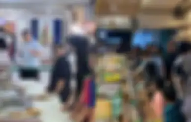 Pria Ini Syok Ternyata War Takjil dengan Pejabat, Musuhnya Menteri Retno Marsudi, Ceritanya Viral