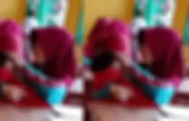 Ibu Meninggal Dunia, Bocah SD yang Viral Gendong Adik saat Sekolah Akan Diangkat Anak Pj Bupati Sinjai, Terkuak Reaksi Ayahnya