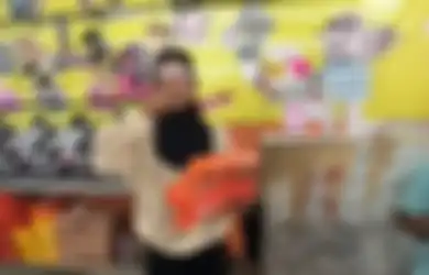Absen Bukber Gegara Masih Kerja, Tangis Gadis Ini Pecah saat Diberi Kejutan Sahabatnya, Videonya Langsung Viral di TikTok