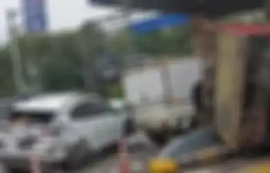 Ngaku Dikerjai Orang, Cerita Sopir Truk yang Ugal-ugalan hingga Sebabkan Kecelakaan Beruntun di Gerbang Tol Halim Disorot