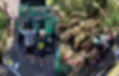 Viral Ribuan Salak Dibuang Begitu Saja ke Sungai di Banjarnegara, Pemilik Ungkap Alasan Utamanya: Baru Kali Ini!