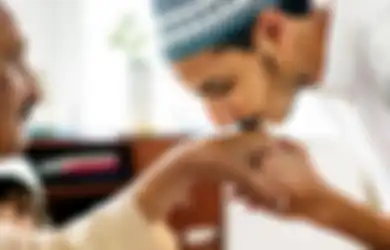 20 Ucapan Idul Fitri untuk Meminta Maaf Kepada Orang Tua, Cocok Dikatakan Saat Sungkeman Lebaran