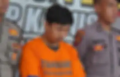Pede Nonton Olah TKP untuk Kelabui Polisi, Prayoga Terekam CCTV Habisi Kasir Minimarket, Sempat Simpan Barang Bukti Ini di Kamar Kos