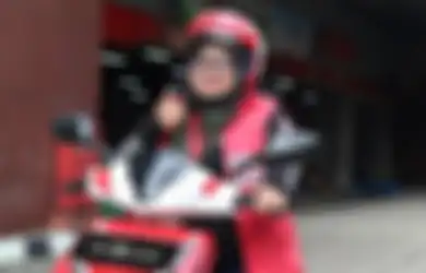 Cewek Bisa Juga Jadi Kurir Melawan Stigma Profesi yang Didominasi Cowok