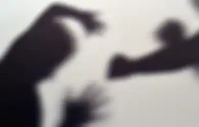 Kesal Tak Diberi Uang, Pemuda di Sinjai Tonjok Ibu Kandung sampai Gigi Patah