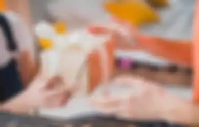 15 Ide Hadiah untuk Bestie Penyuka Seni, Dijamin Makin Mengasah Kreativitas