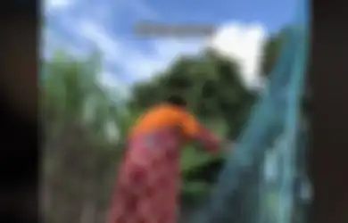 Outfitnya saat di Jakarta vs Pulang Kampung Beda 180 Derajat, Video Wanita Asal Jambi Ini Viral di TikTok