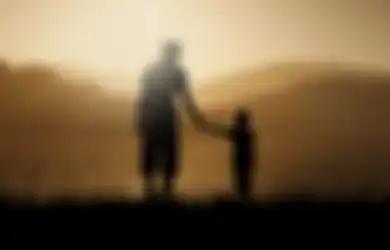 Jadi Cinta Pertama si Anak Perempuan, Berikut 20 Quotes Tentang Ayah dalam Bahasa Inggris yang Super Bijak