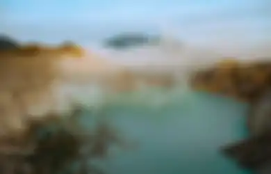 Kenakan Rok Menjuntai hingga Bikin Kesrimpet, Turis China Meninggal Usai Terjatuh ke Jurang Kawah Ijen, Foto Terakhir Beredar Luas