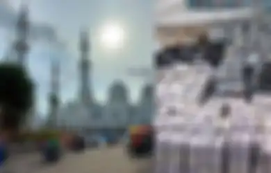 Kena Tipu Hampir Rp 1 Miliar, Ini Kronologi Penipuan Katering di Masjid Sheikh Zayed Solo, Pengurus Sempat Tolak Ratusan Takjil