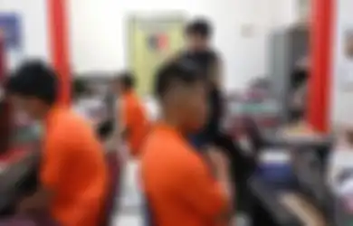 Mayat Pria Bersimbah Darah Gegerkan Warga Luwu Utara, Korban Ternyata Dibacoki sampai Tewas Gara-gara Pisang, Pelaku Ayah-Anak
