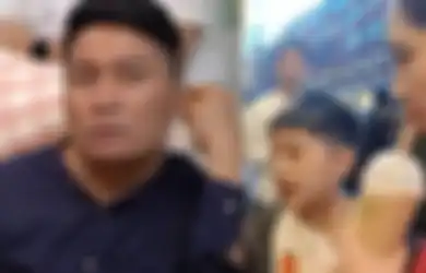 Nagita Slavina Banjir Kritik Usai Beri Minuman Sisa ke Sus Rini, Asisten Raffi Ahmad Pasang Bedan Bela Mama Cipung: Pengin Nyicipin