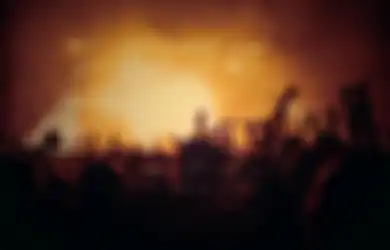 10 Ide Hadiah Paling Spesial untuk Teman Kamu yang Hobi Nonton Konser Musik