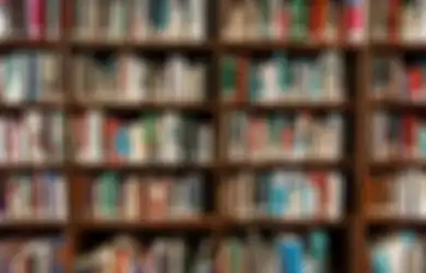 6 Ide Hadiah Buku untuk Teman yang Hobi Membaca, Dijamin 