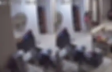 Detik-detik Anak Artis Ternama Gendong Adik saat Gempa Garut Terekam CCTV, Aksinya Viral hingga Banjir Pujian Netizen