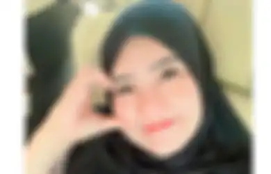 Terlanjur Umbar Aib Keluarga, Via Vallen Minta Publik Stop Bully Orang Tua 