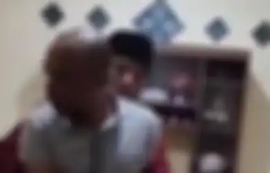 Dihasut Istri, Pria di Banyuwangi Nekat Bacok Tetangga Gara-gara Pakai Halaman Gudangnya untuk Parkir Tahlilan, Netizen: Manusia Gini Amat