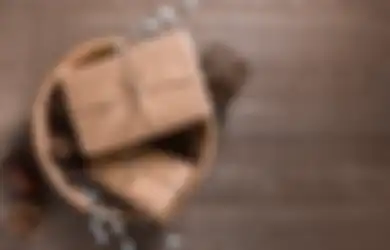 Salah Satunya Bantal Karakter, Inilah Ide Hadiah untuk Bestie Pecinta K-pop