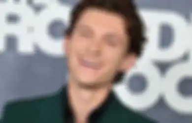 Tom Holland Absen di Met Gala karena Kepala Benjol Setelah Main Golf