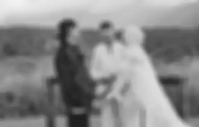 Hailey Bagikan BTS Foto Maternity dan Dapat Doa Manis dari Orang Tua