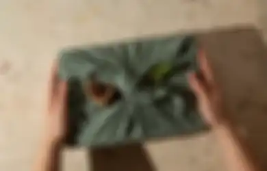 Bikin Mood Membaik! Inilah Ide Hadiah untuk Sahabat Tercinta yang Dilanda Kesedihan