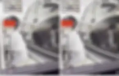 Masukkan Alat Vital ke Dalam Mobil, Pria Ini 3 Jam Bercinta dengan Tesla Pink di Parkiran, Pemilik Syok
