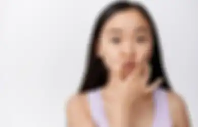 3 Cara Mengatasi Bibir Hitam yang Disebabkan oleh Sinar Matahari
