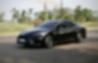 Adu Irit Mesin Hybrid Toyota Camry Vs Honda Accord, Siapa Terbaik?