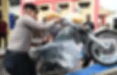 Bisnis Kotor Oknum TNI AL Terbongkar, Moge dan Hewan Langka Selundupan Keciduk di Aceh Timur