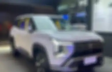Baru Tahu, Ini Fungsi Bulatan Kecil di Bumper Mitsubishi Destinator