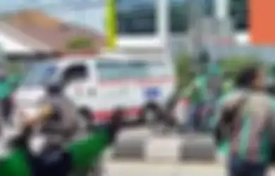 Kisah Pilu Ojol Wanita Bawa BeAT Masuk Parit, Jemput Anak Dari Pondok Berakhir Duka