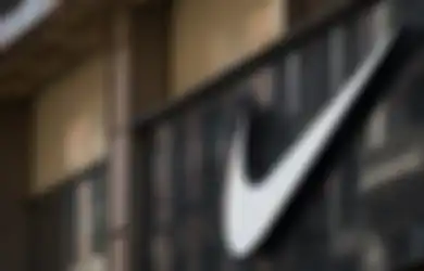 Ternyata Cewek Ini yang Bikin Logo “Swoosh” Nike, Dapet Bayaran Cuma Rp470.000!