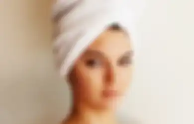 5 Kesalahan Ini Sering Cewek Lakukan di Kamar Mandi. Bener Enggak?
