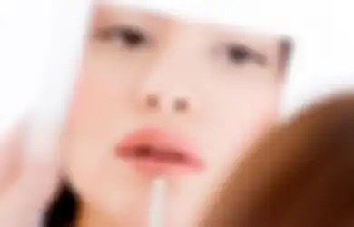 Tips Dan Tutorial Cara Menggunakan Lipstick Yang Benar