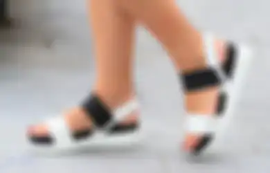 10 Rekomendasi Platform Sandal Kece Dengan Harga di Bawah Rp350 Ribu