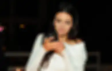 5 Cara Mulai Chat dengan Cowok atau Gebetan Biar Enggak Awkward