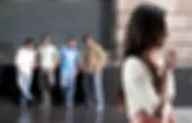 8 Tindakan yang Ternyata Termasuk Kekerasan Seksual. Banyak yang Selama Ini Enggak Kita Sadari, Lho!