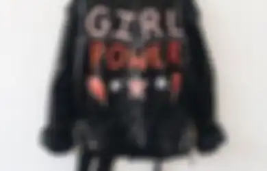 Cara Gampang Memodifikasi Jaket Jeans Jadi Statement Jacket. Yuk, Coba!