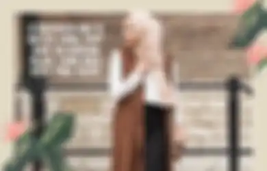 8 Inspirasi Mix n Match Long Vest dari Selebgram Hijab yang Bisa Kita Tiru. Kece!