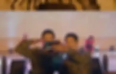 7 Grup Kpop Ini Pernah Jadi Cameo di Drama Korea Sebagai Dirinya Sendiri. Kehadirannya Bikin Kaget